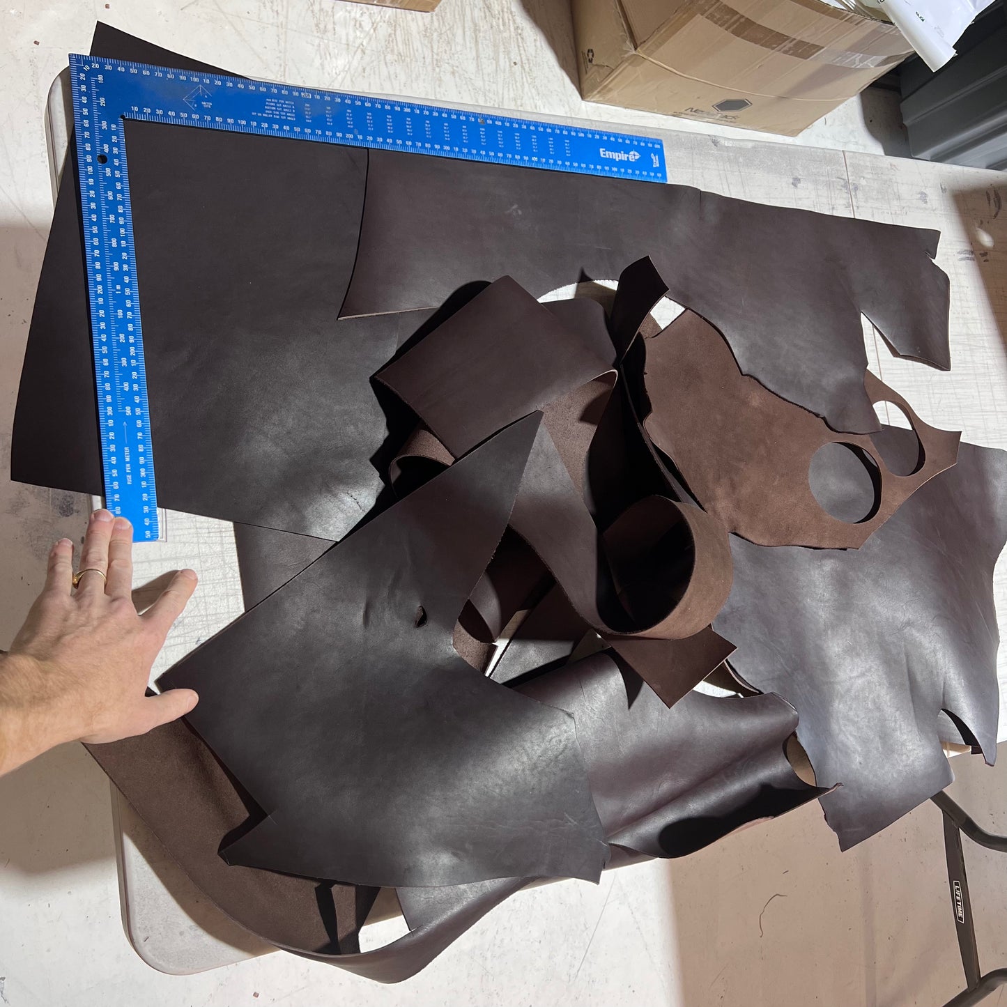 Leather offcuts - Anvil Hide