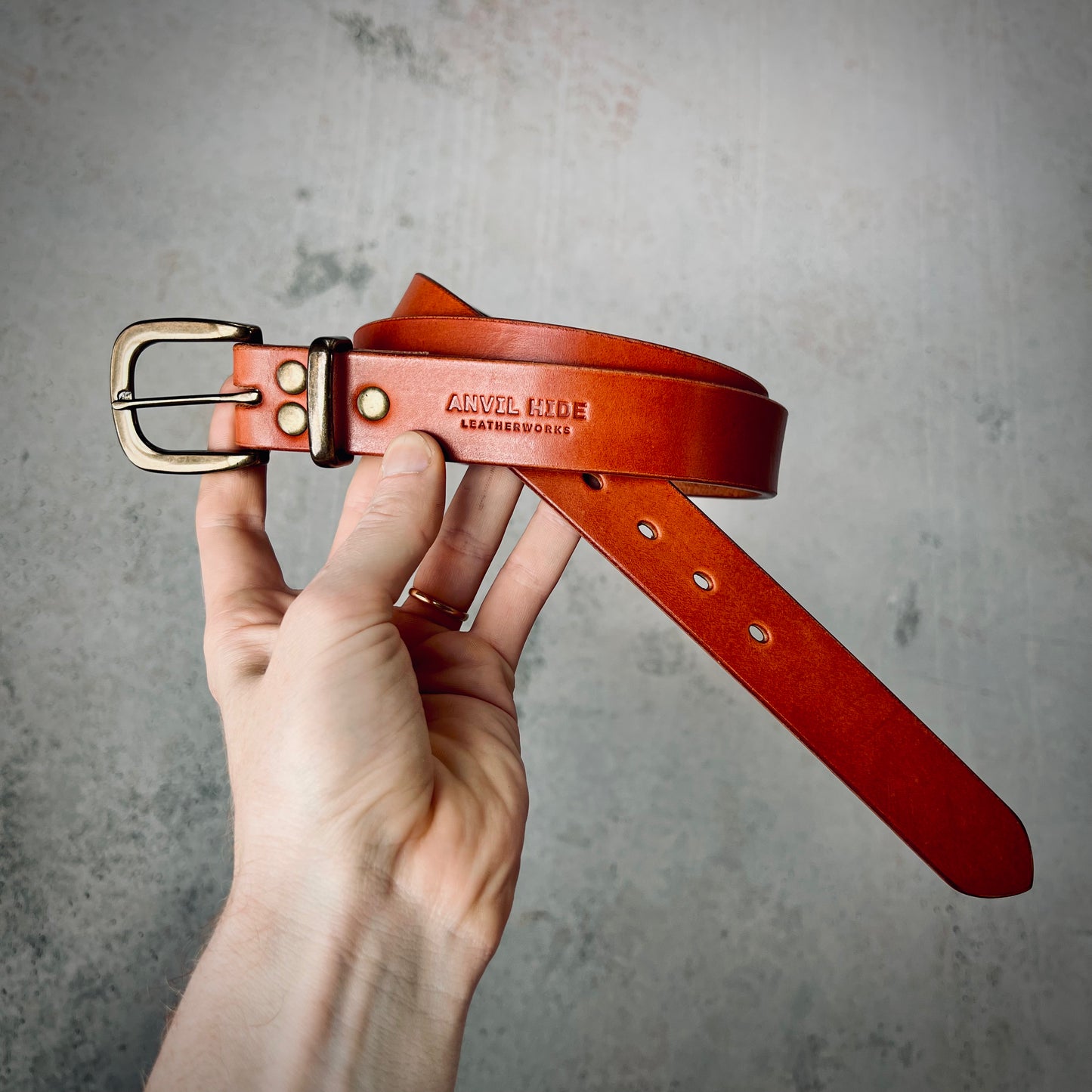 The Heirloom Belt - Anvil Hide