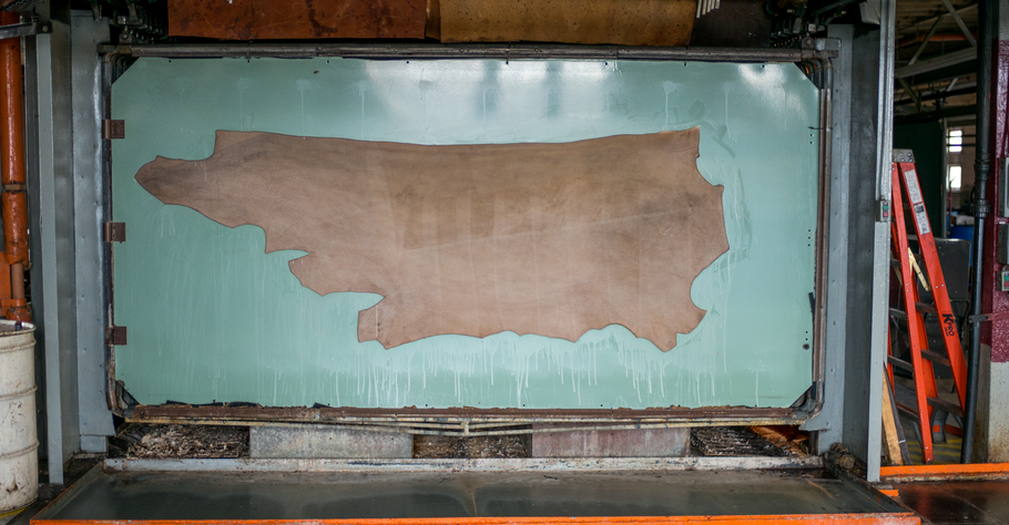 Why The Horween Tannery produces such great bag leather?